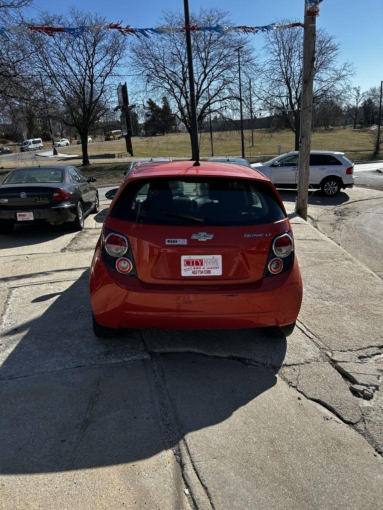 Chevrolet Sonic 2LT 5-Door 2012