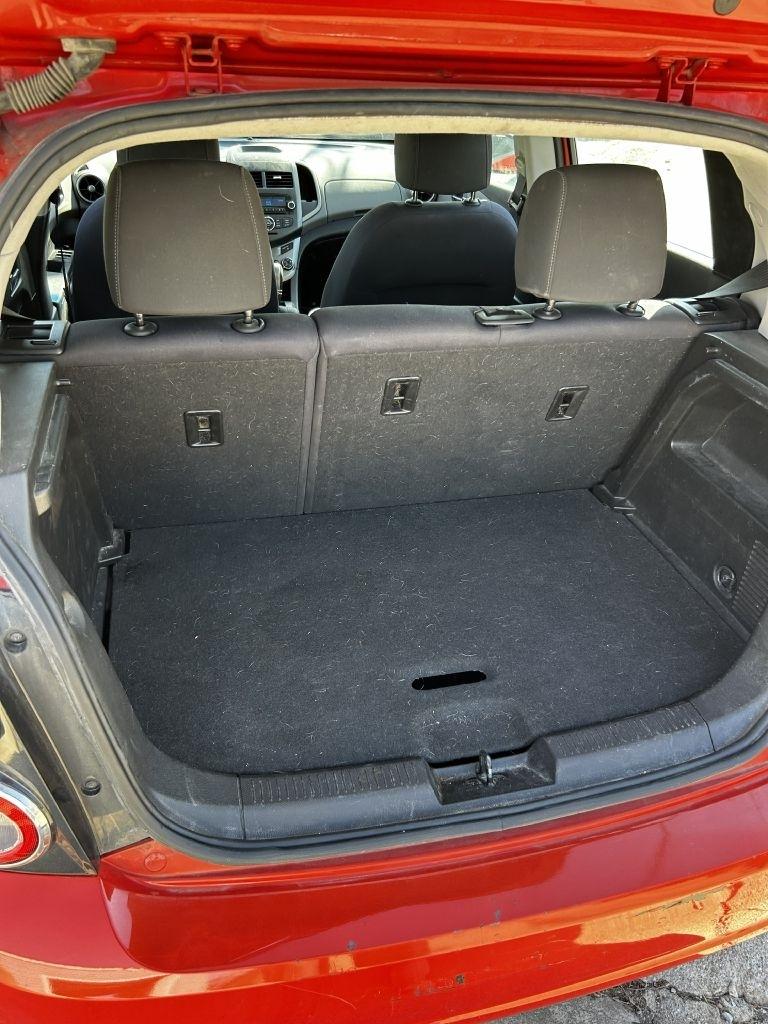 Chevrolet Sonic 2LT 5-Door 2012