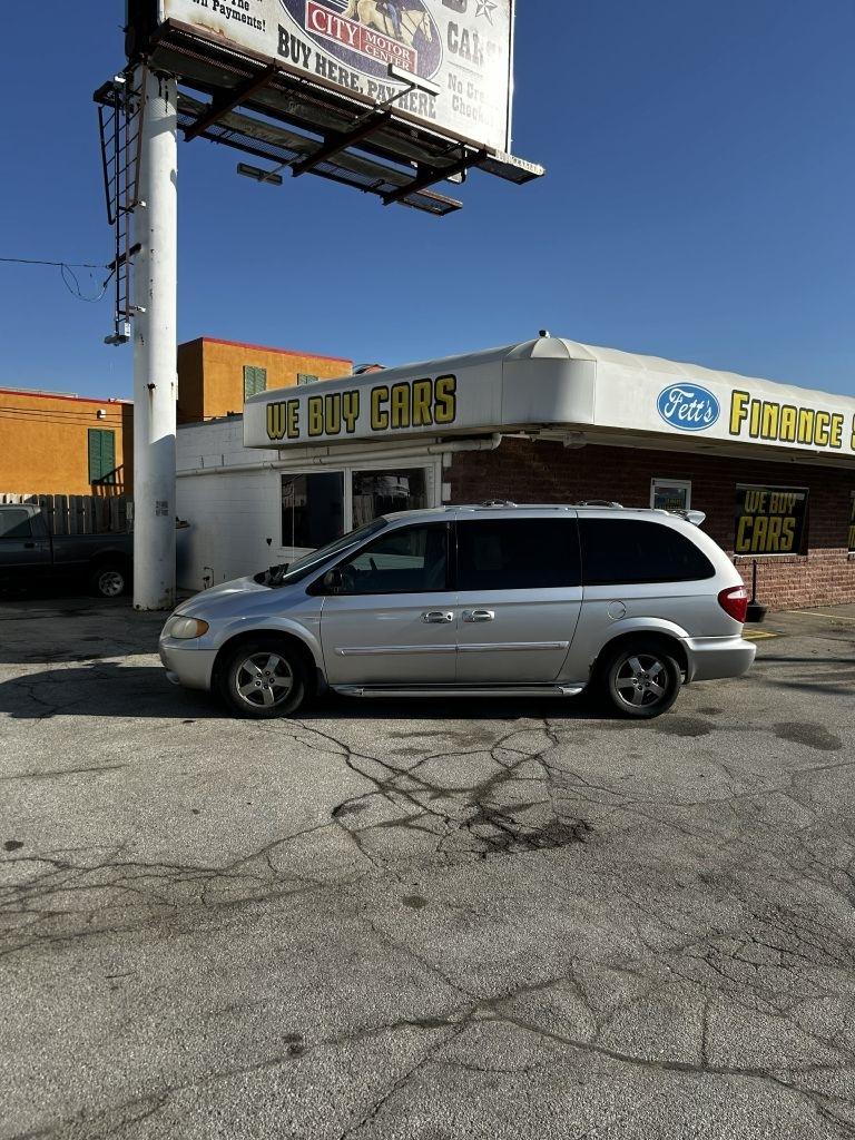 Dodge Grand Caravan SXT 2004