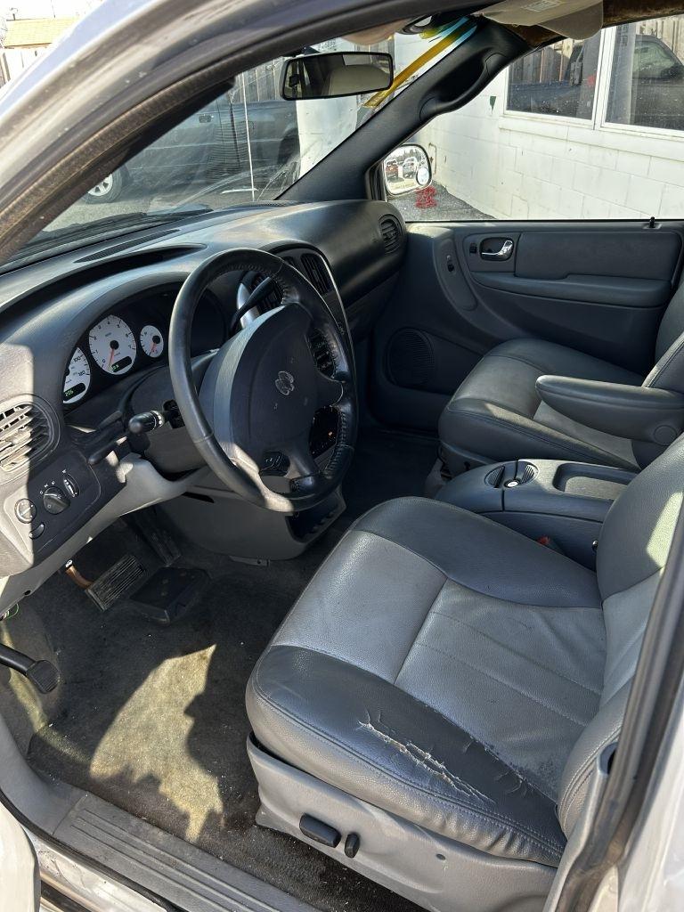 Dodge Grand Caravan SXT 2004