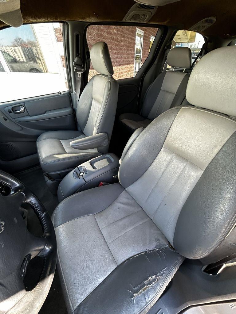 Dodge Grand Caravan SXT 2004