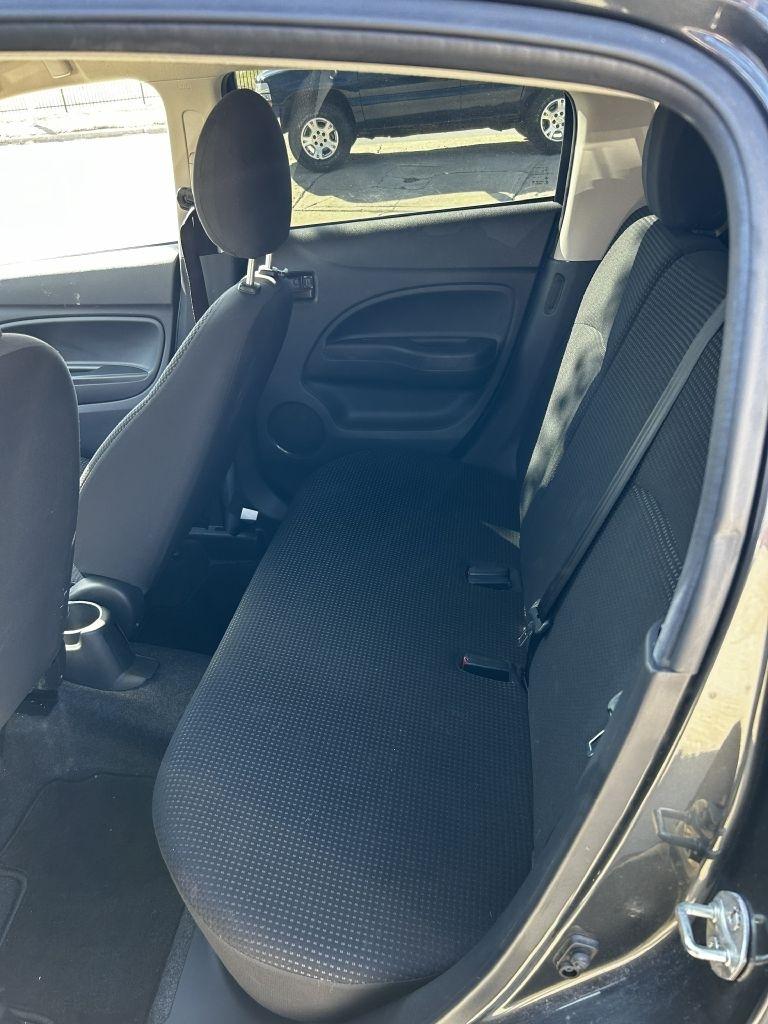 Mitsubishi Mirage DE 2015