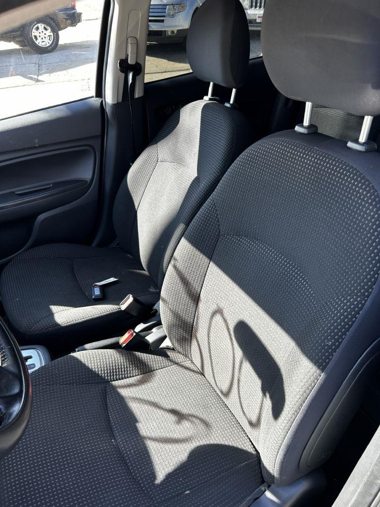 Mitsubishi Mirage DE 2015