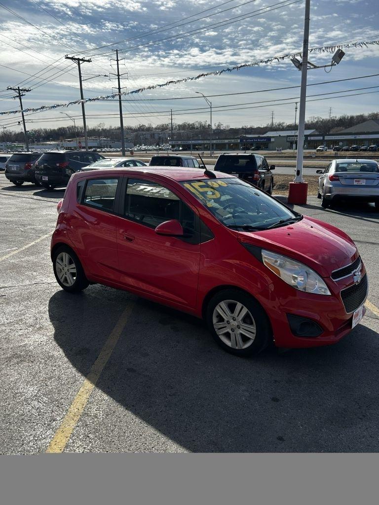 Chevrolet Spark 1LT CVT 2015