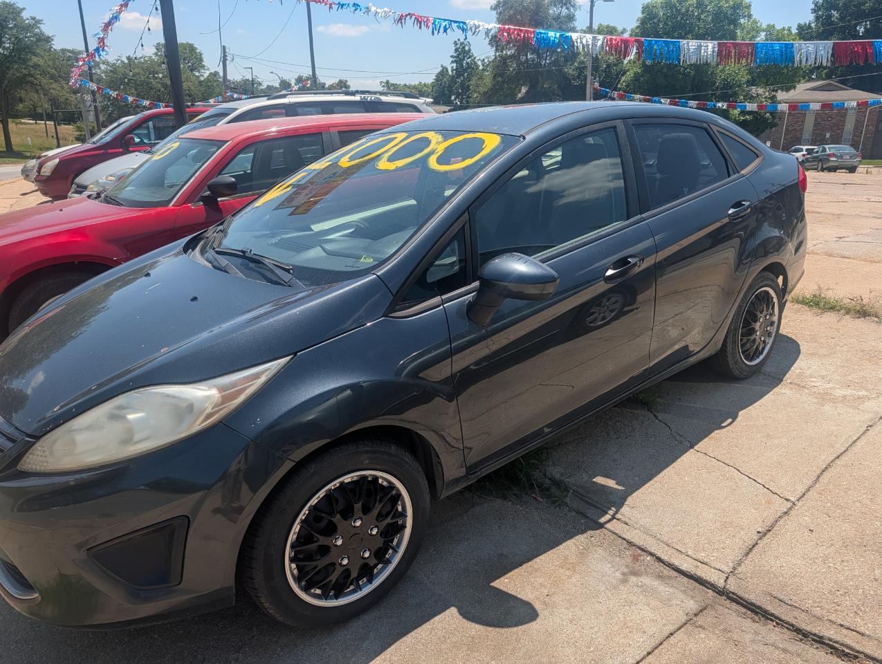 Ford Fiesta S Sedan 2011
