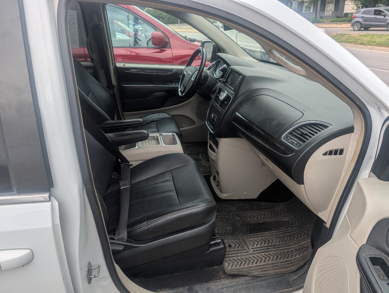 Chrysler Town & Country Touring 2015