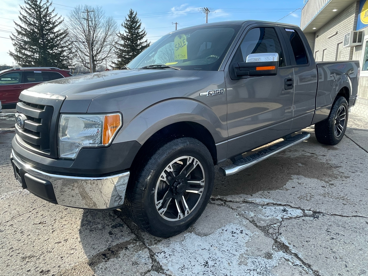 Ford F-150 XL SuperCab 2WD 2011