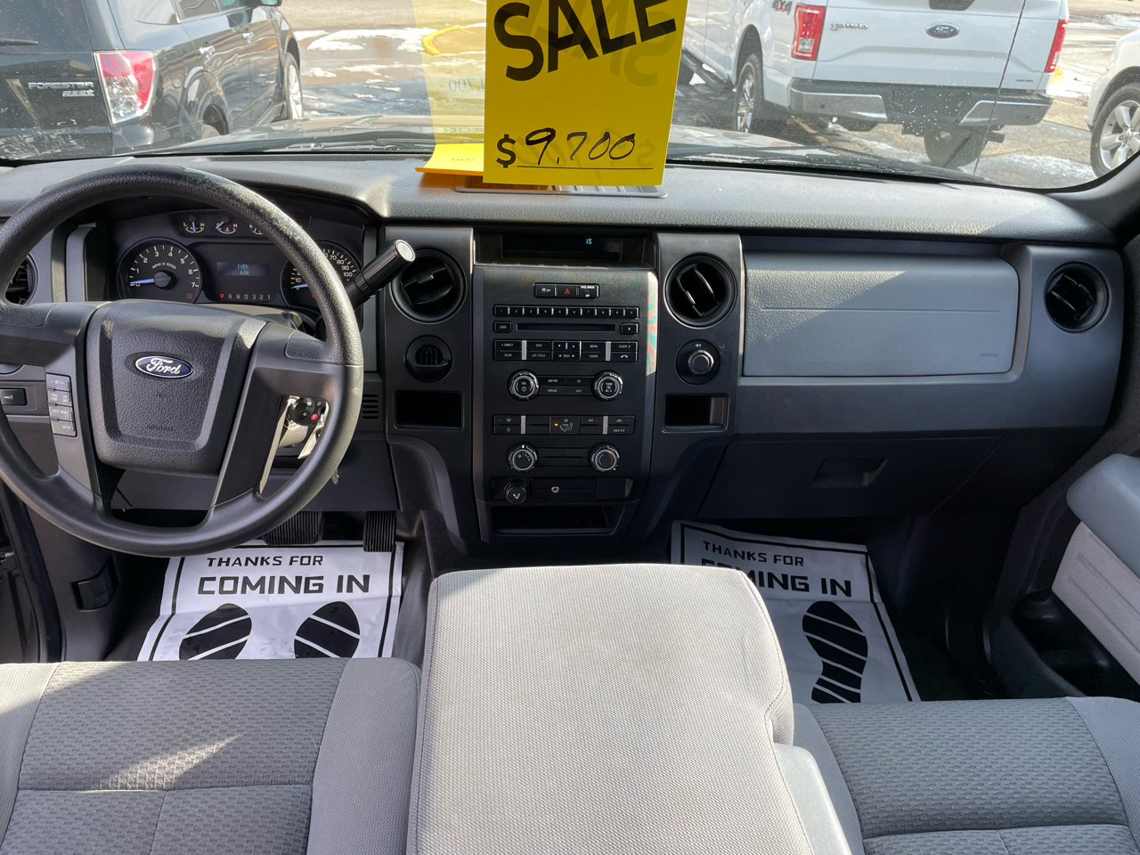 Ford F-150 XL SuperCab 2WD 2011