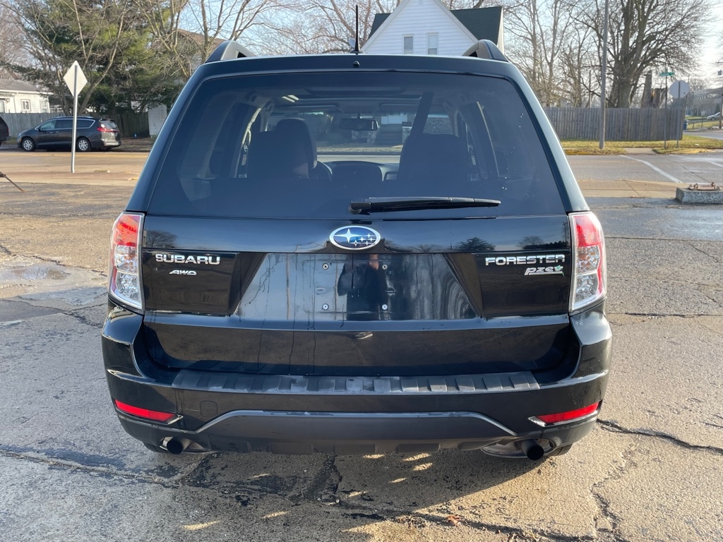 Subaru Forester 2.5X Premium 2013