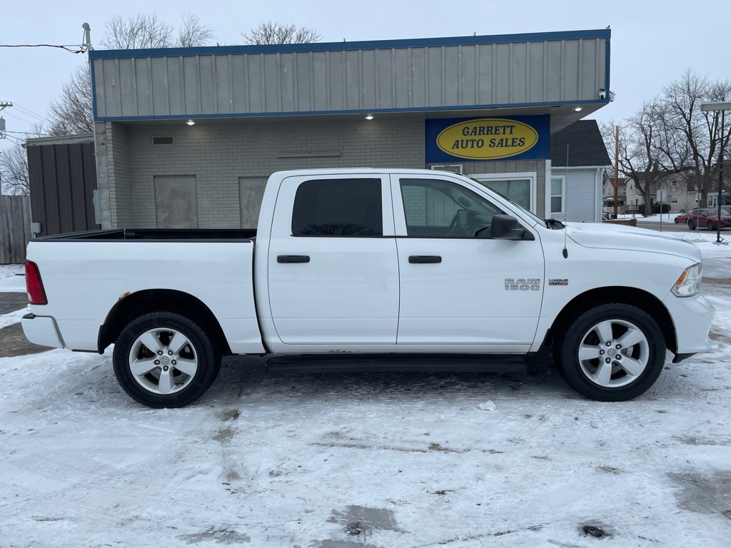 RAM 1500 Tradesman Crew Cab SWB 4WD 2014