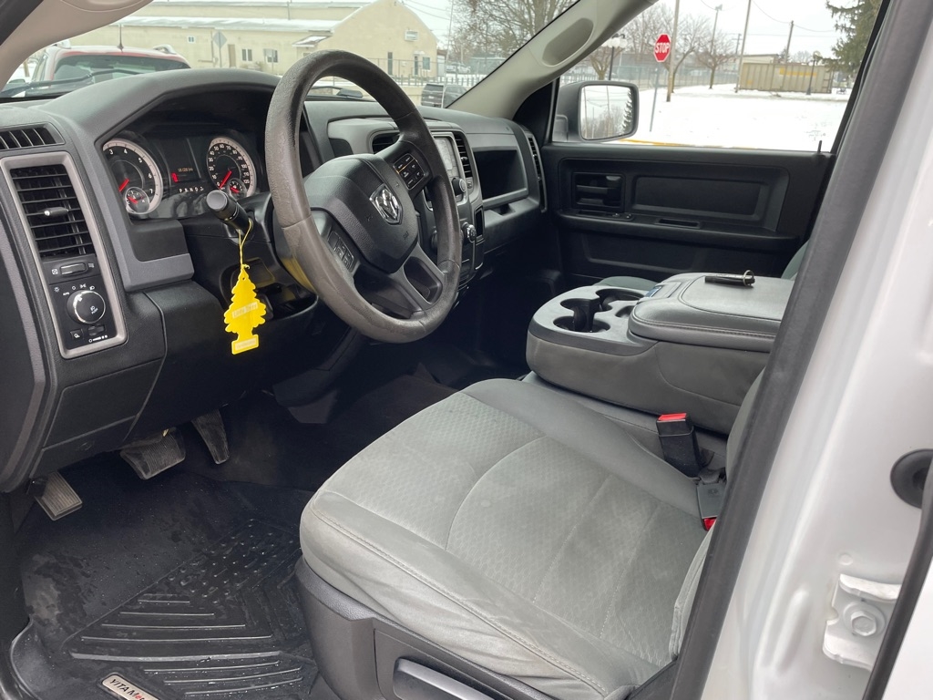RAM 1500 Tradesman Crew Cab SWB 4WD 2014