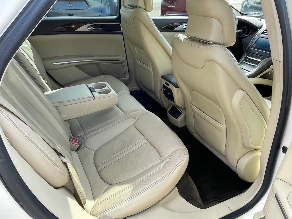 Lincoln MKZ Hybrid Sedan 2013