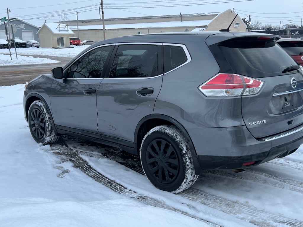 Nissan Rogue S 2WD 2016