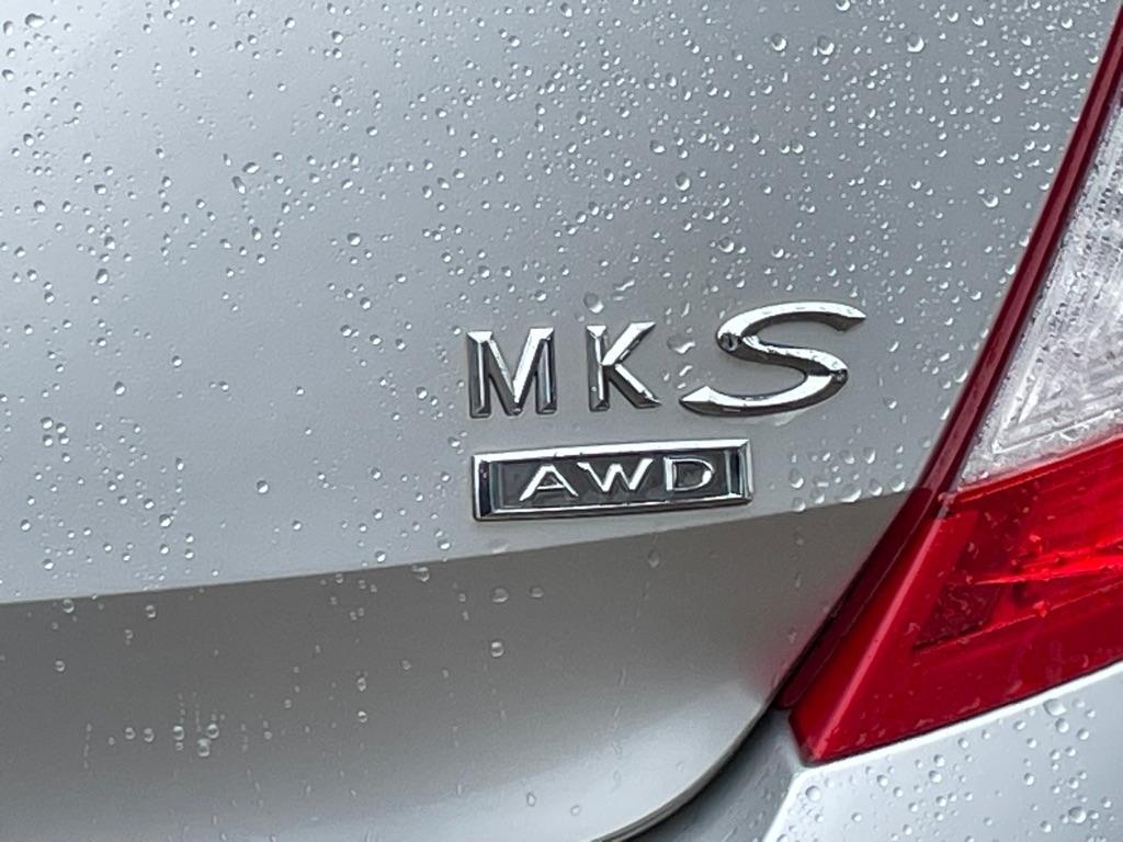 Lincoln MKS AWD 2013