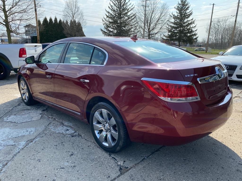 Buick LaCrosse CXL FWD 2011