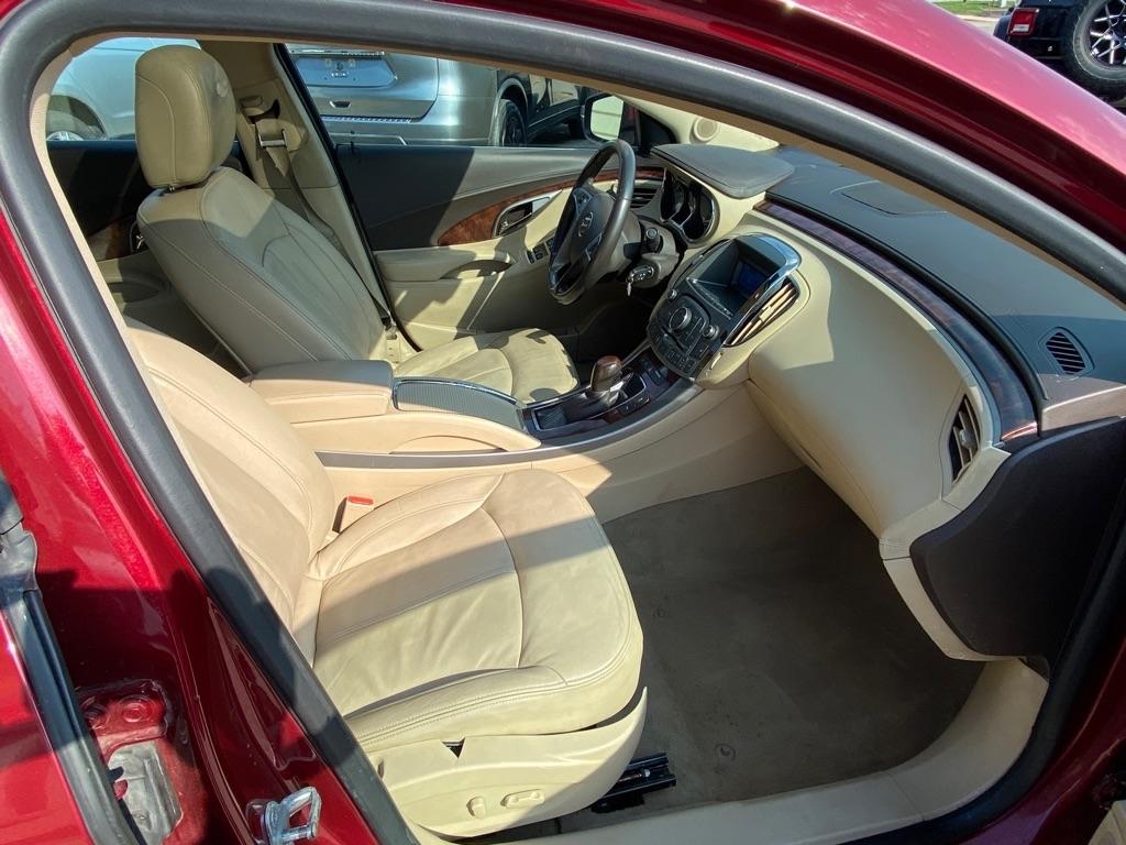 Buick LaCrosse CXL FWD 2011