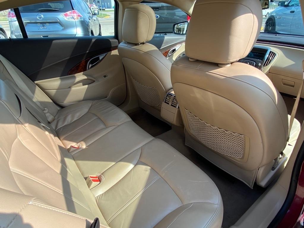 Buick LaCrosse CXL FWD 2011