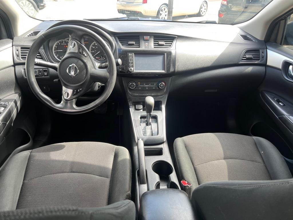 Nissan Sentra  2019