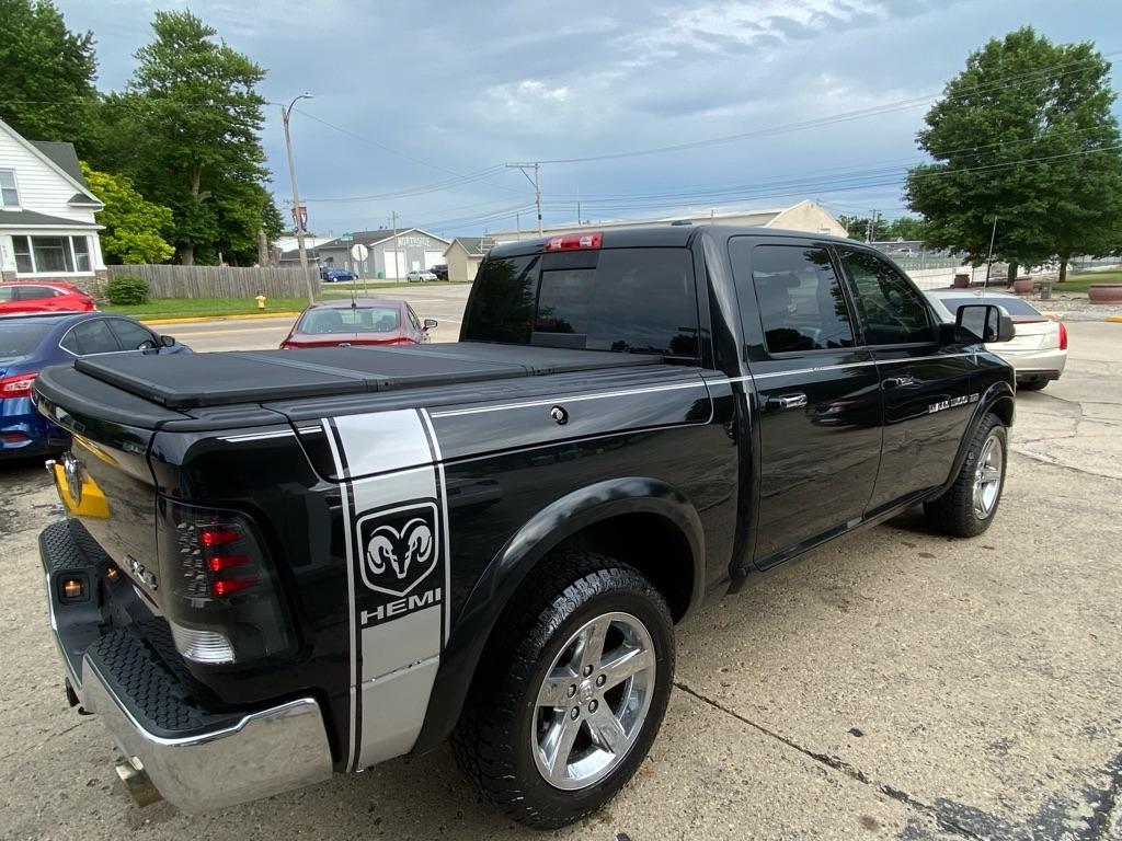 RAM 1500 Big Horn 4x4 Crew Cab 5'7" Box 2011