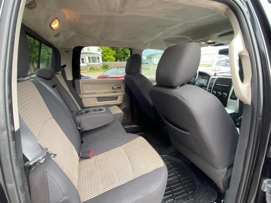 RAM 1500 Big Horn 4x4 Crew Cab 5'7" Box 2011
