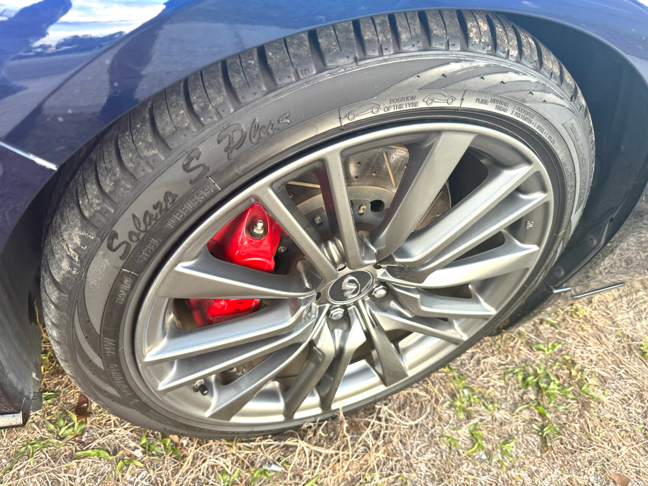 Infiniti Q50 Red Sport 400 2022