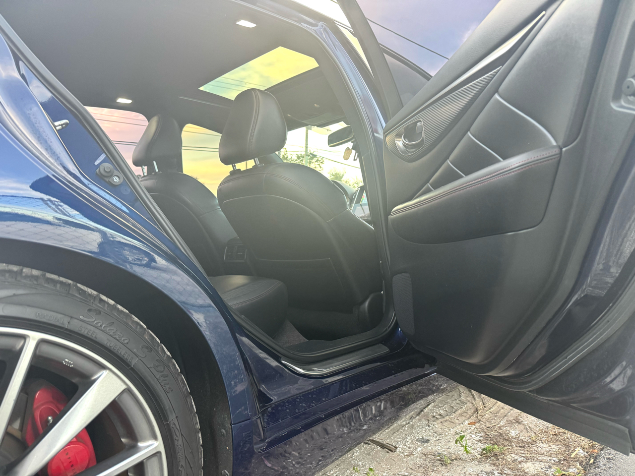 Infiniti Q50 Red Sport 400 2022