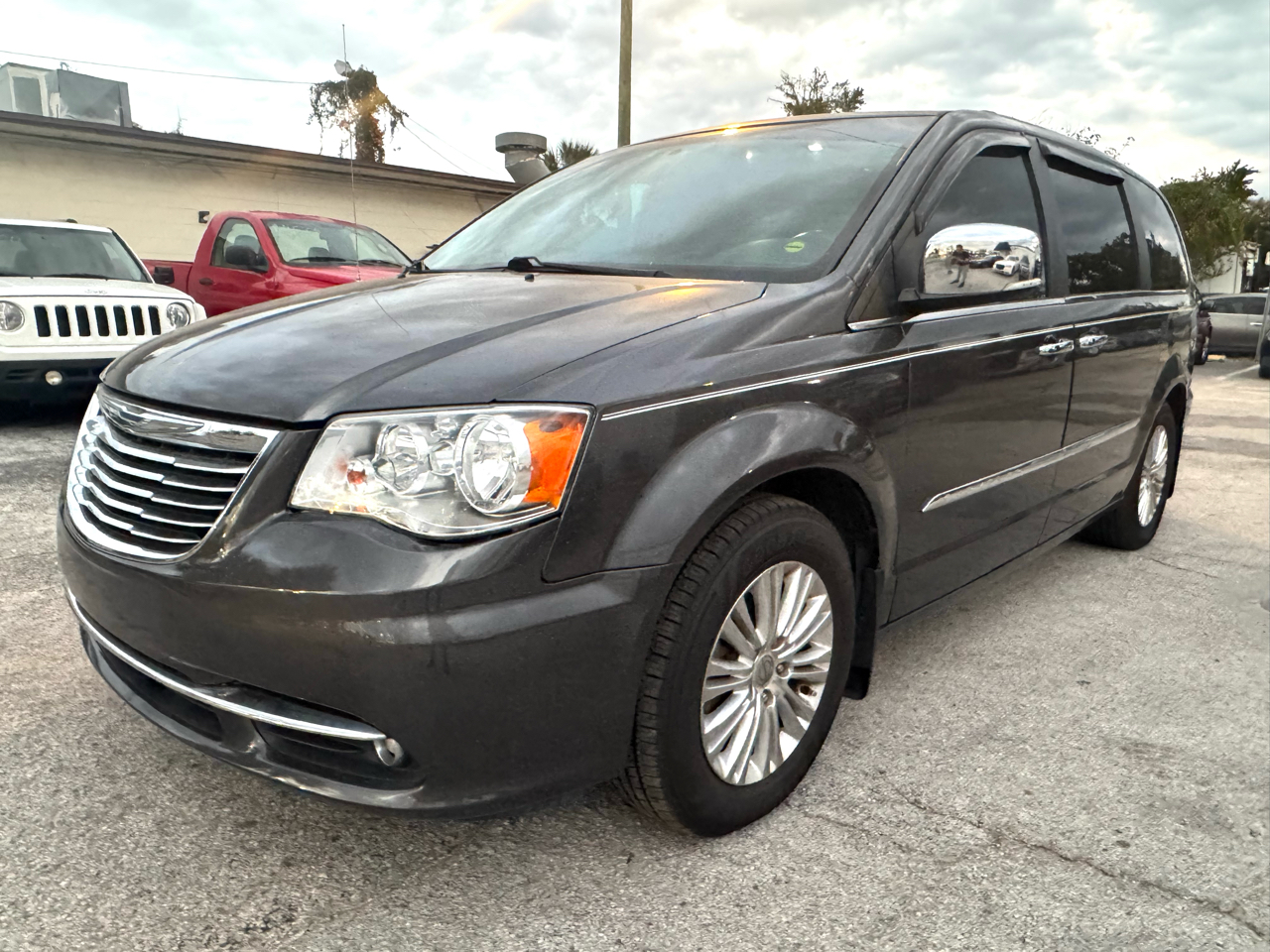 Chrysler Town & Country Limited 2016