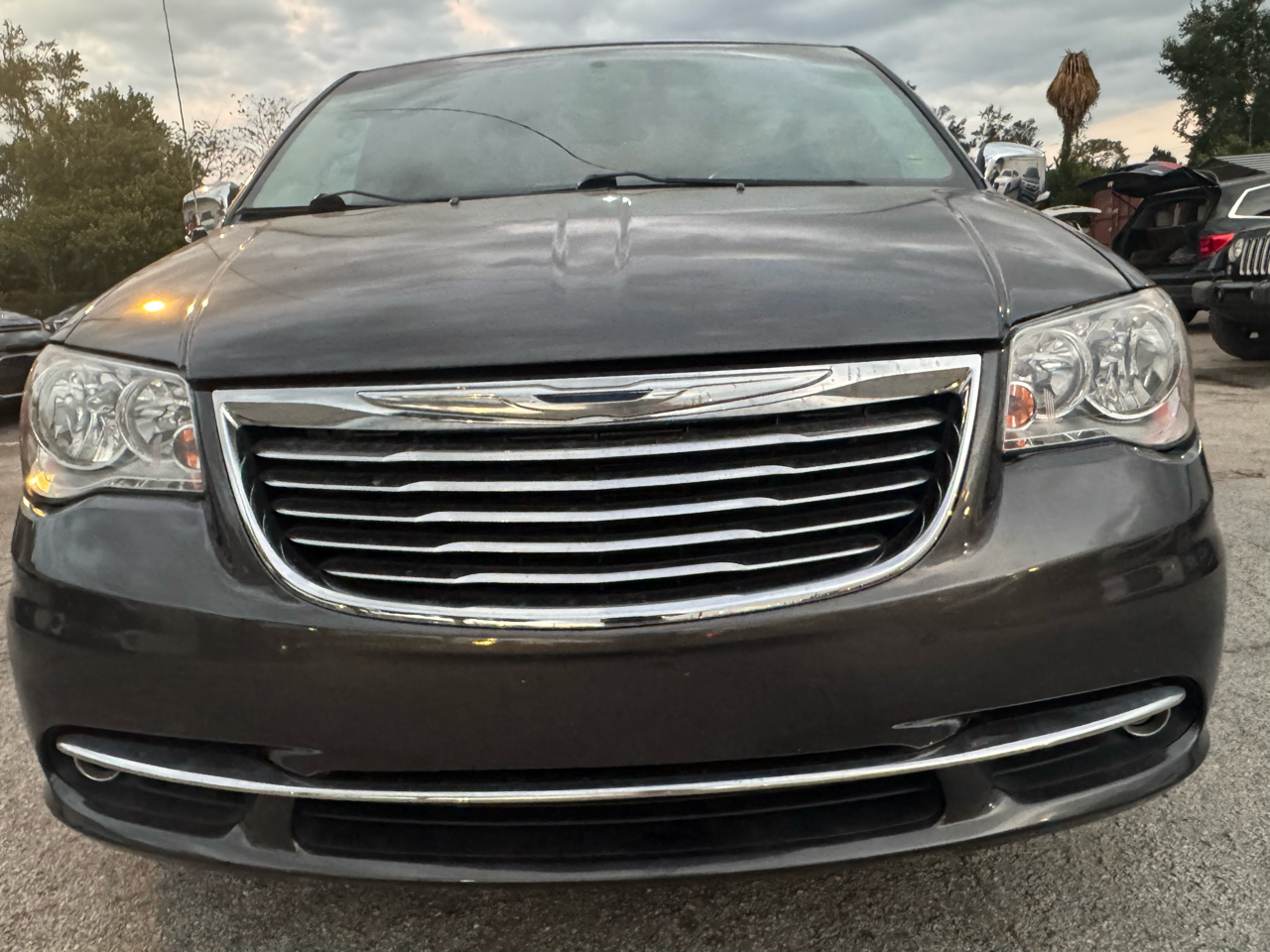 Chrysler Town & Country Limited 2016