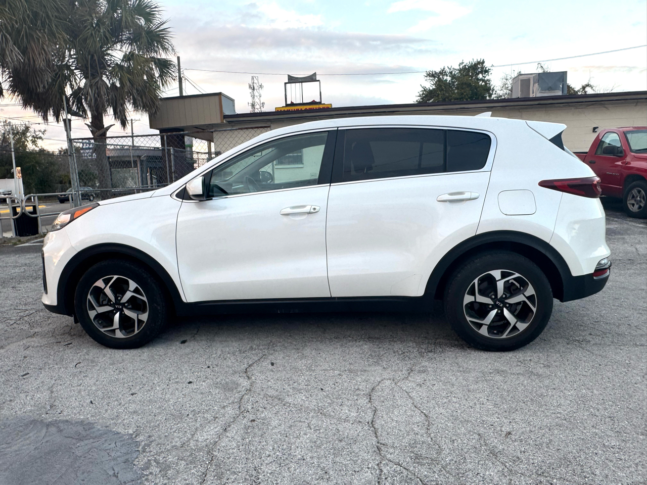 Kia Sportage LX FWD 2022