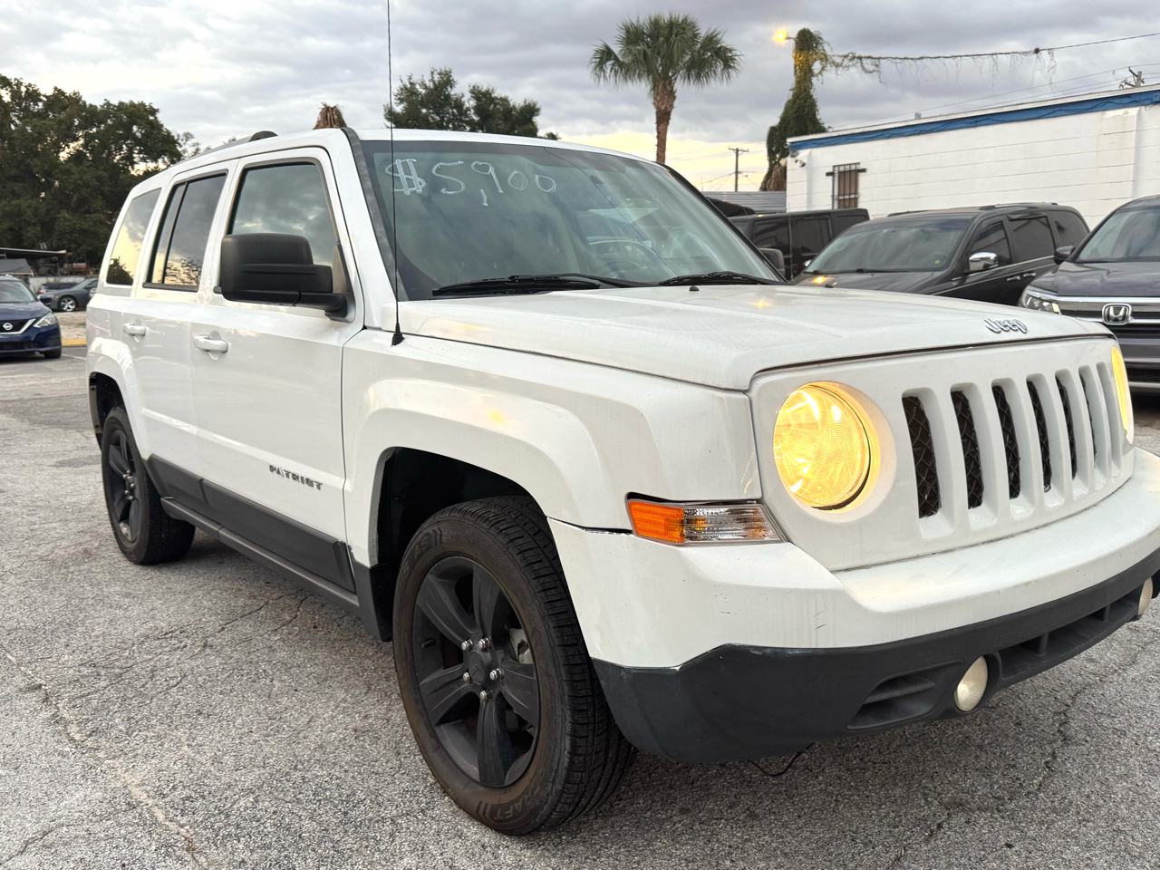 Jeep Patriot Latitude 2WD 2016