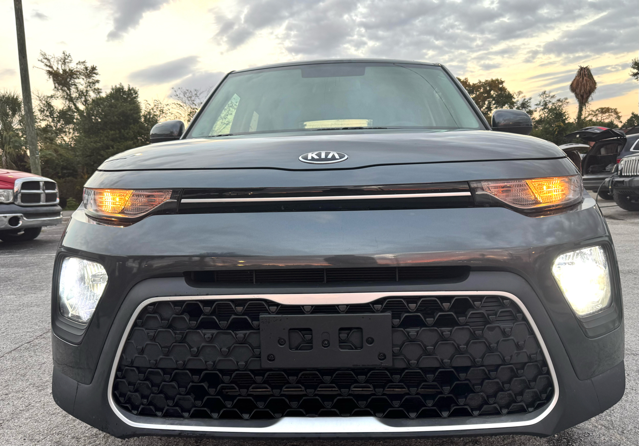 Kia Soul LX CVT 2021