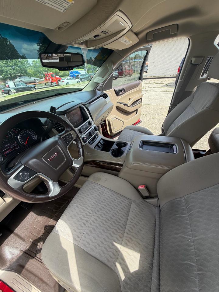 2015 GMC Yukon SLE - Photo 10