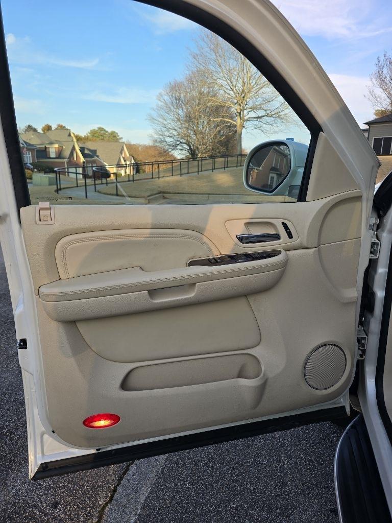 Cadillac Escalade EXT Sport Utility Truck 2008