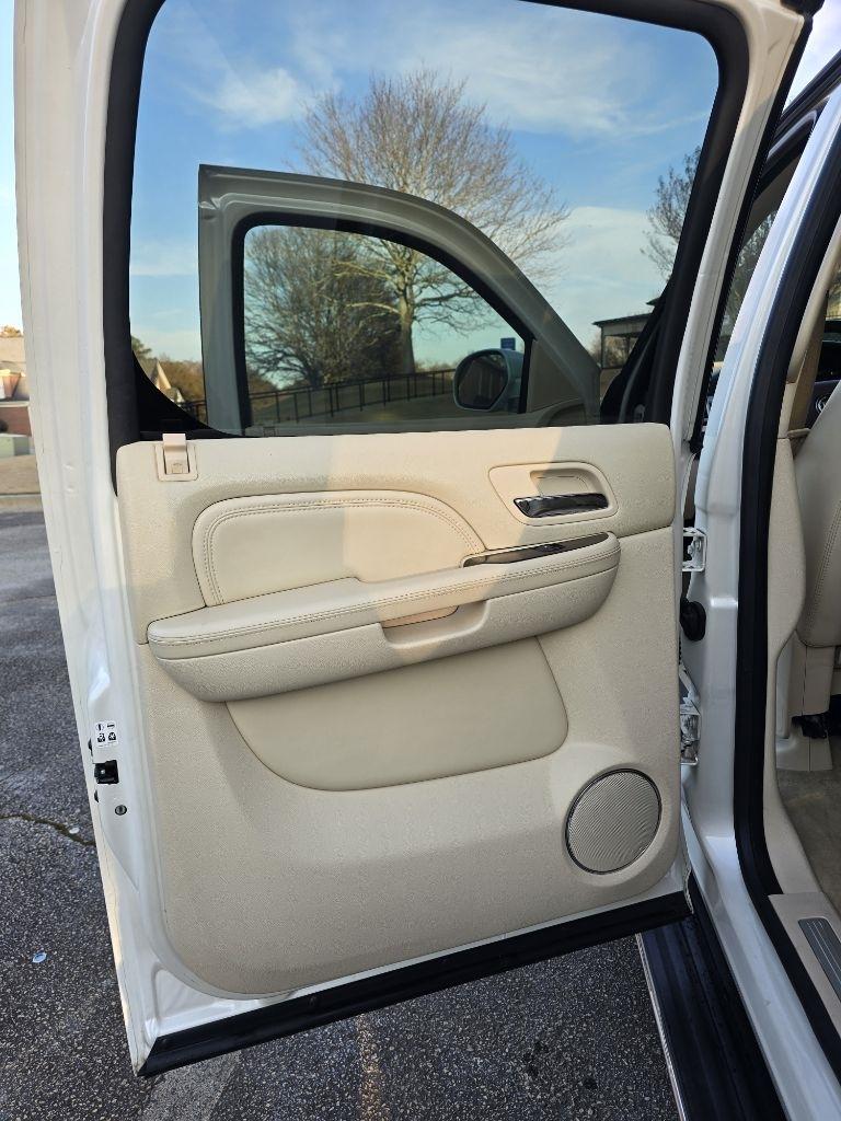 Cadillac Escalade EXT Sport Utility Truck 2008