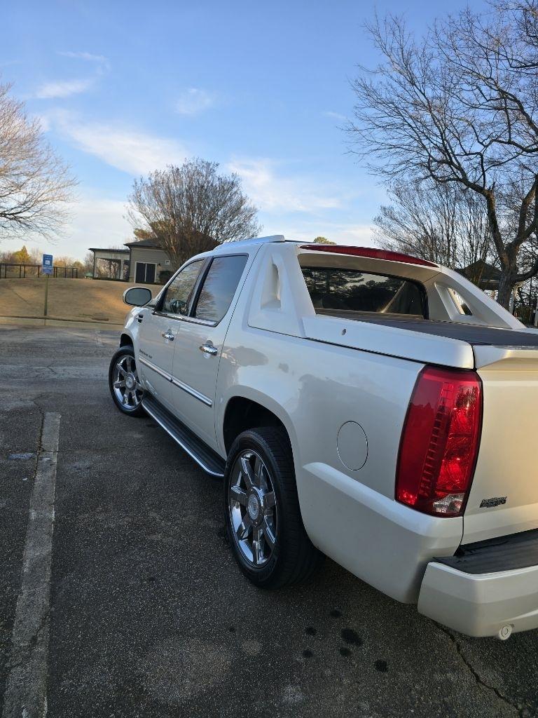 Cadillac Escalade EXT Sport Utility Truck 2008
