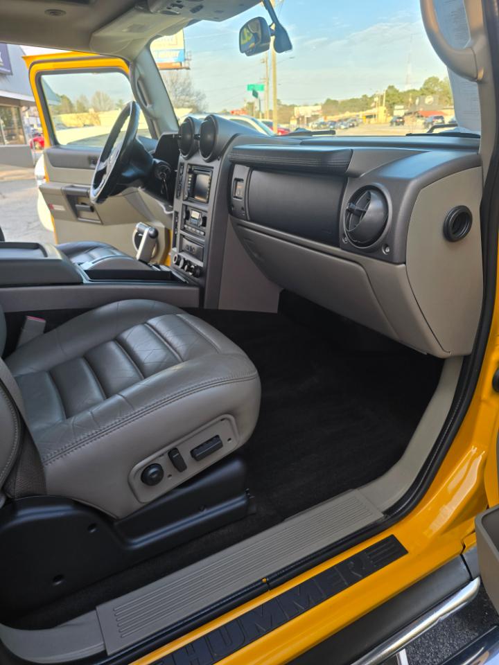 HUMMER H2 Sport Utility 2004