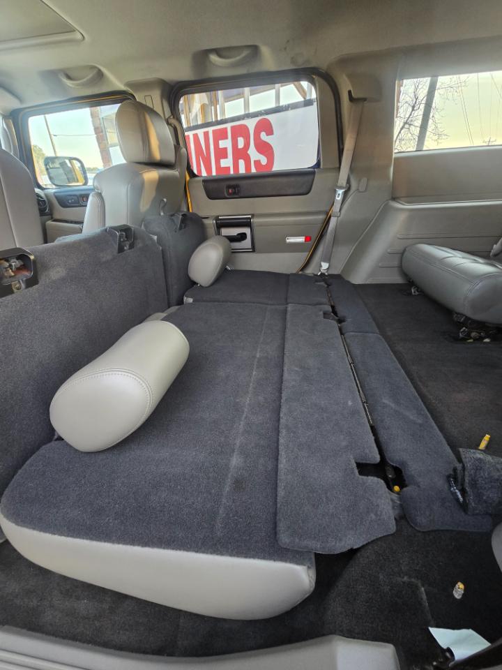 HUMMER H2 Sport Utility 2004