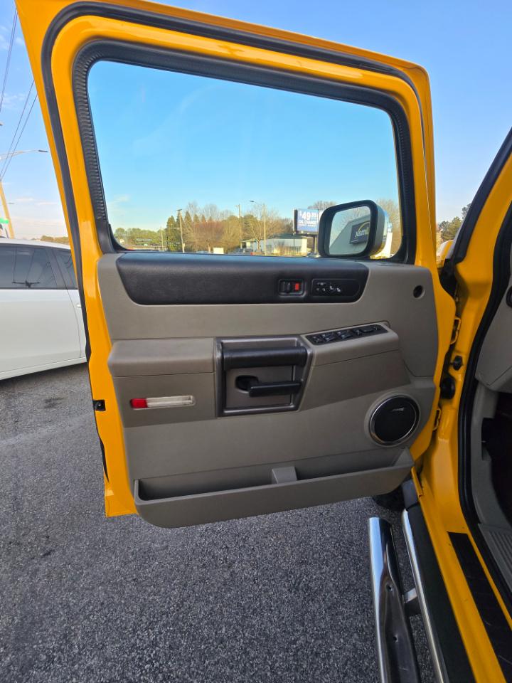 HUMMER H2 Sport Utility 2004