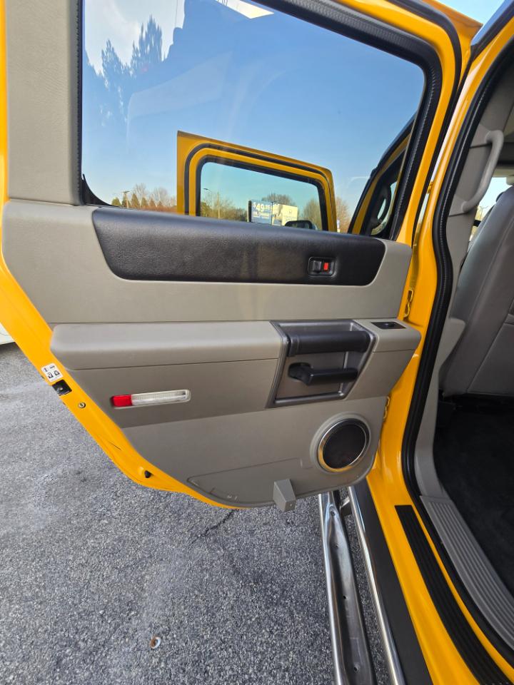 HUMMER H2 Sport Utility 2004