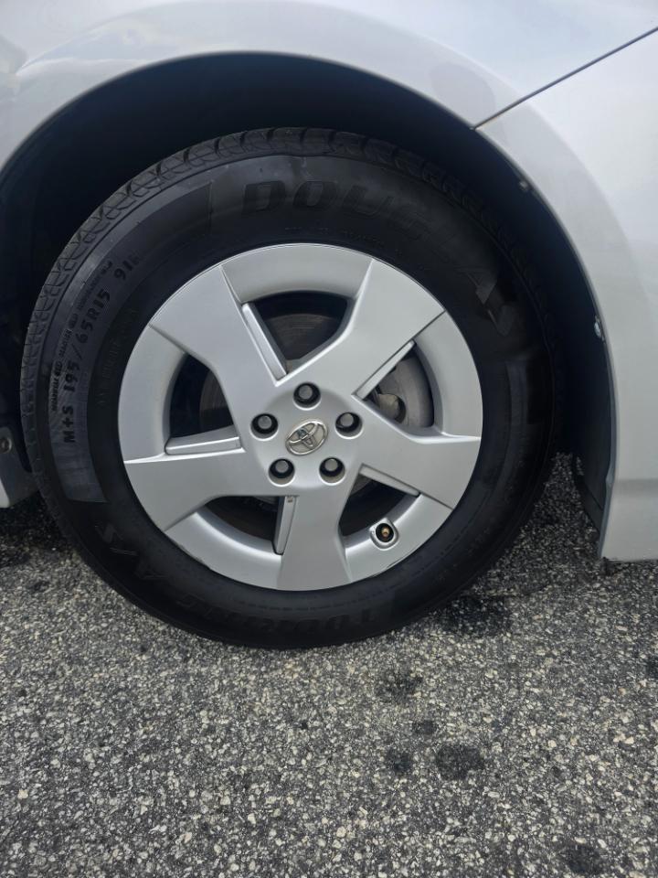 Toyota Prius Prius V 2010