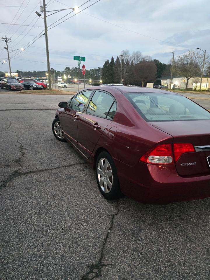 Honda Civic LX Sedan 5-Speed AT 2009