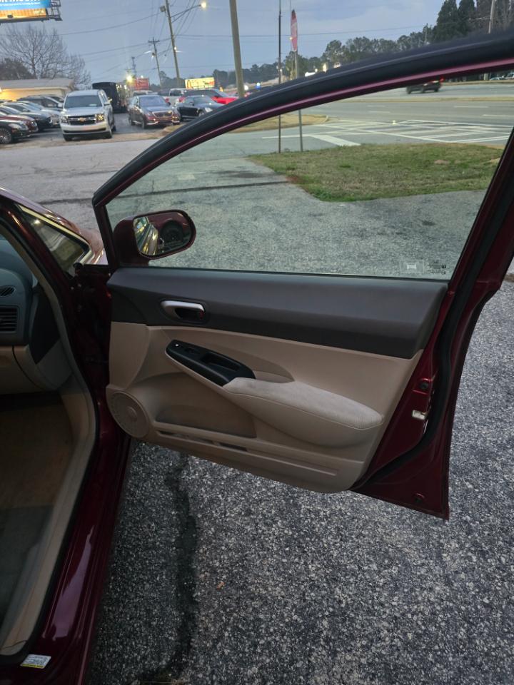 Honda Civic LX Sedan 5-Speed AT 2009