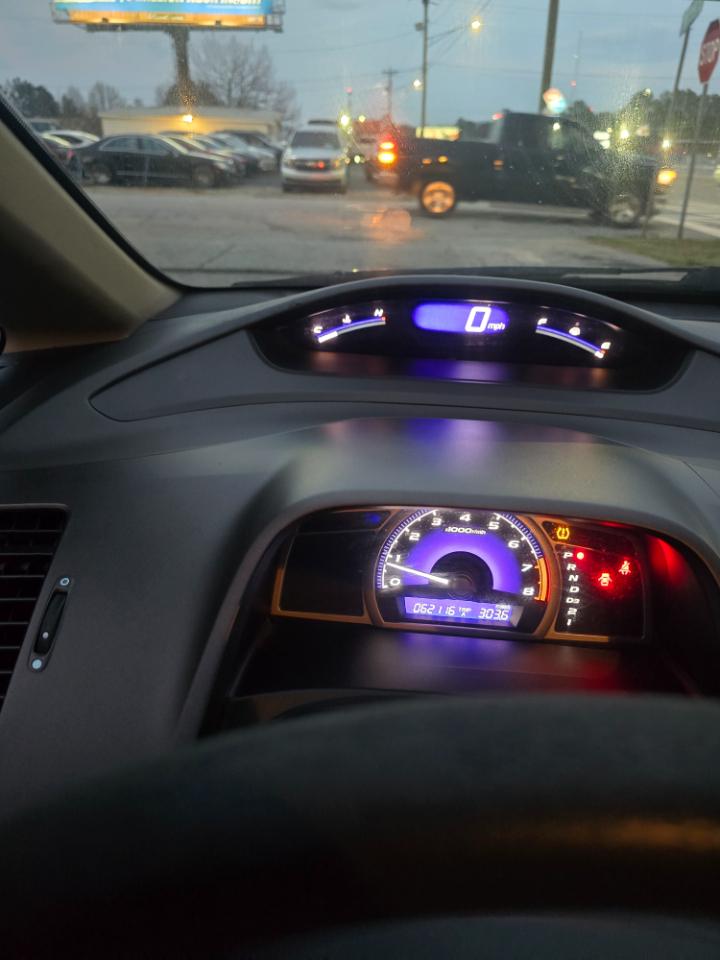 Honda Civic LX Sedan 5-Speed AT 2009