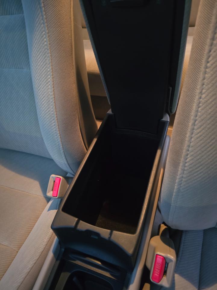 Honda Civic LX Sedan 5-Speed AT 2009