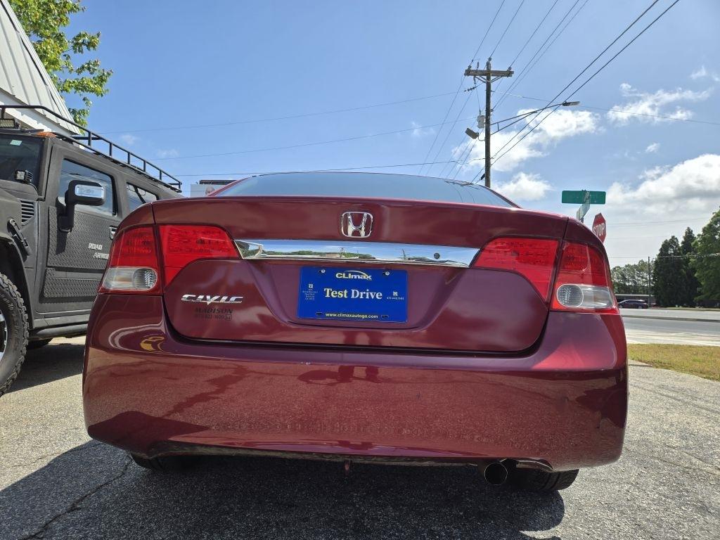 Honda Civic LX Sedan 5-Speed AT 2009