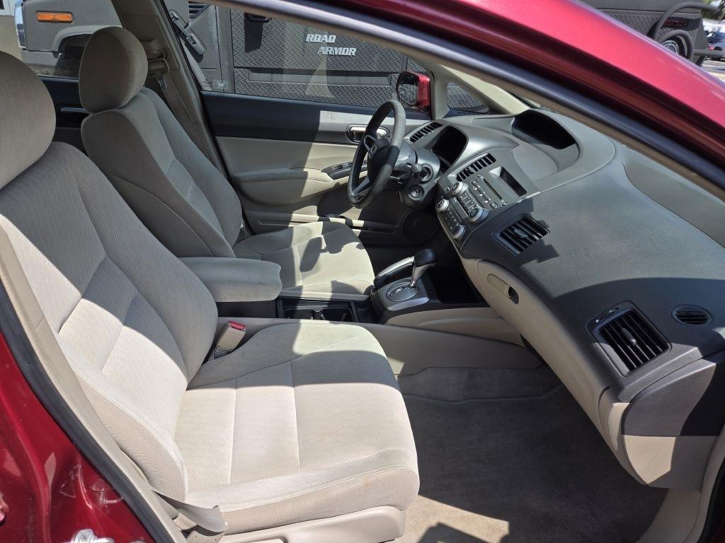Honda Civic LX Sedan 5-Speed AT 2009