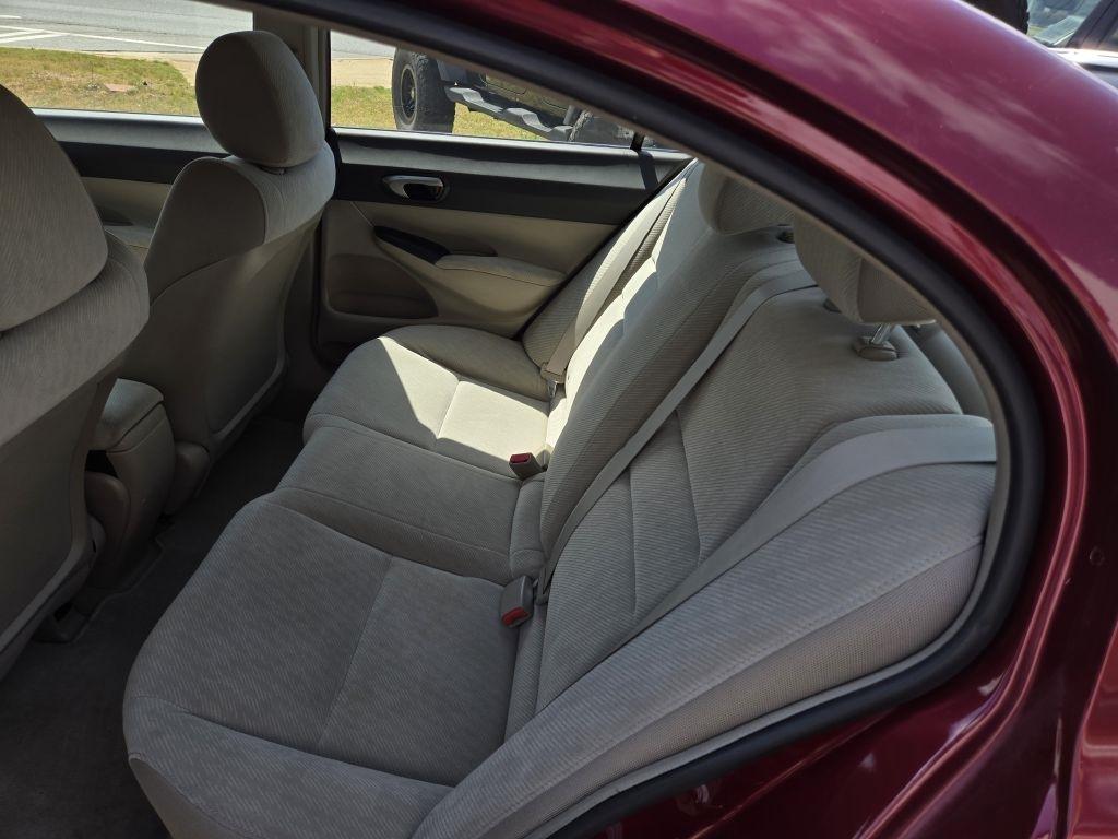 Honda Civic LX Sedan 5-Speed AT 2009