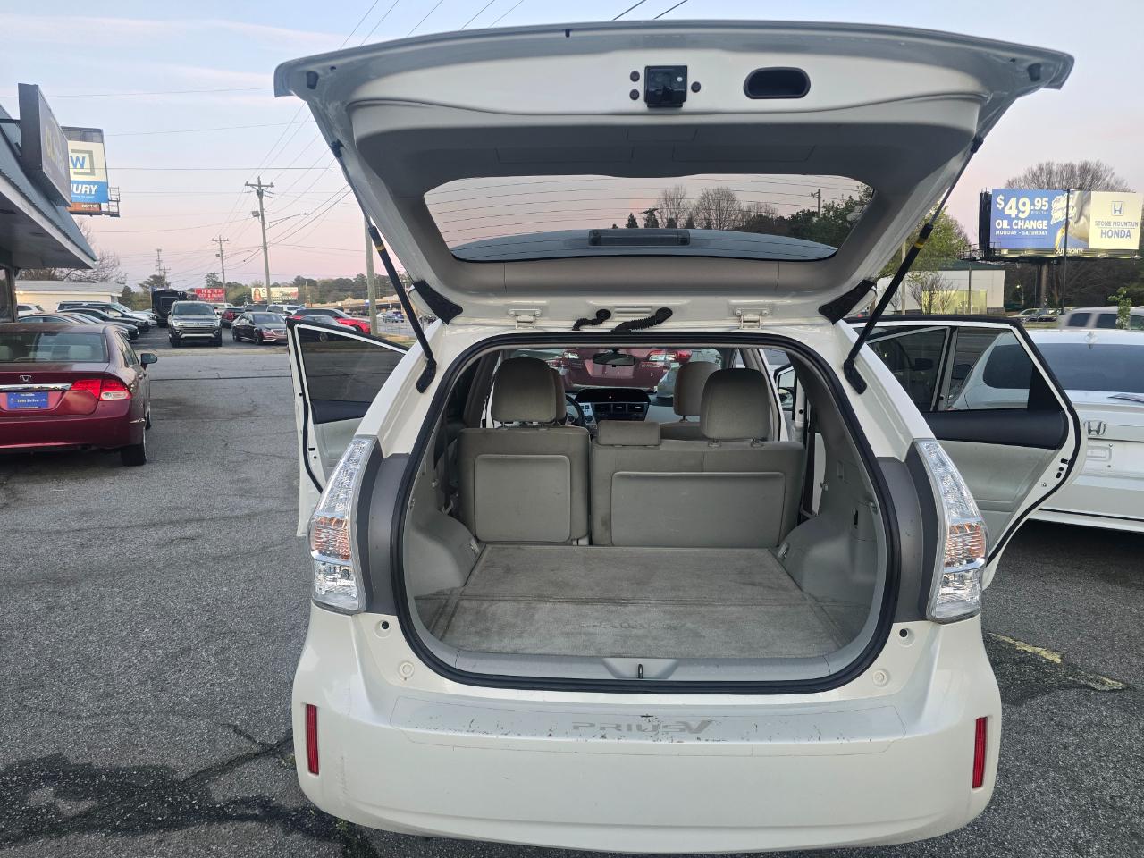Toyota Prius V Two 2012