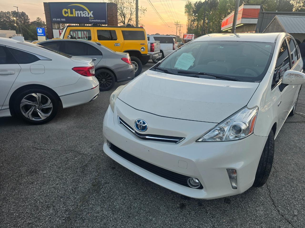 Toyota Prius V Two 2012
