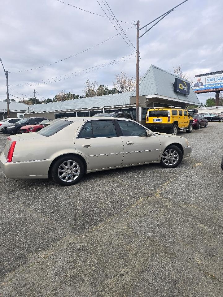 Cadillac DTS Luxury II 2008